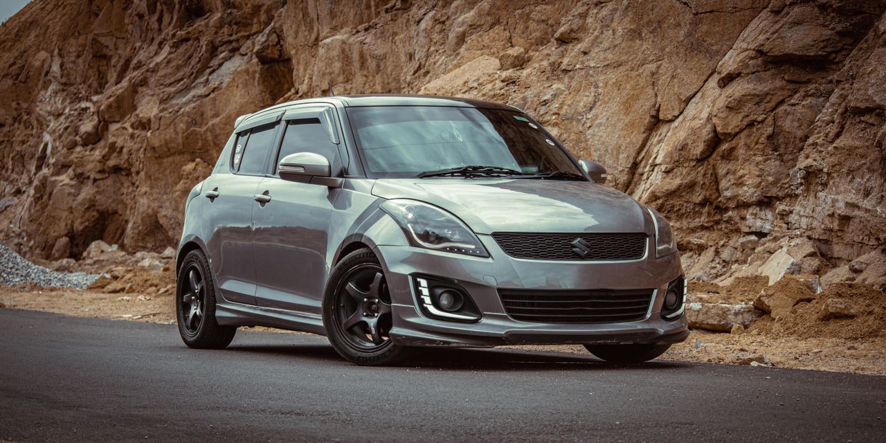 City car silver Suzuki per Roma